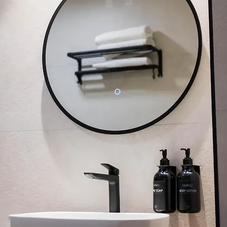 Boulevart Donostia 게스트하우스 *