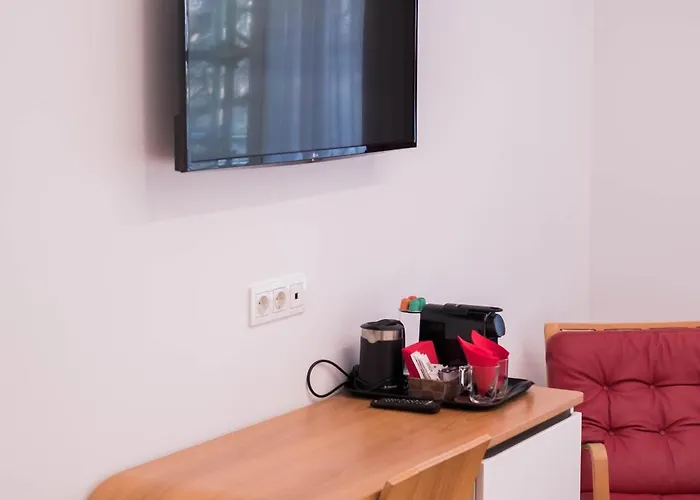 Konukevi Boulevart Donostia 4*