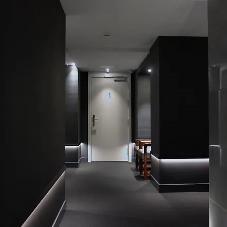 Boulevart Donostia Guest house *