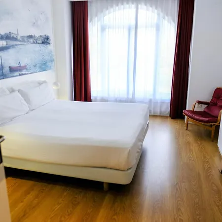 بيت ضيافة Boulevart Donostia سان سيباستيان